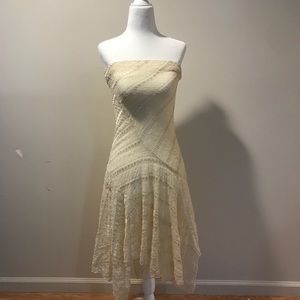 ✨ALEXIA ADMOR white lace dress✨